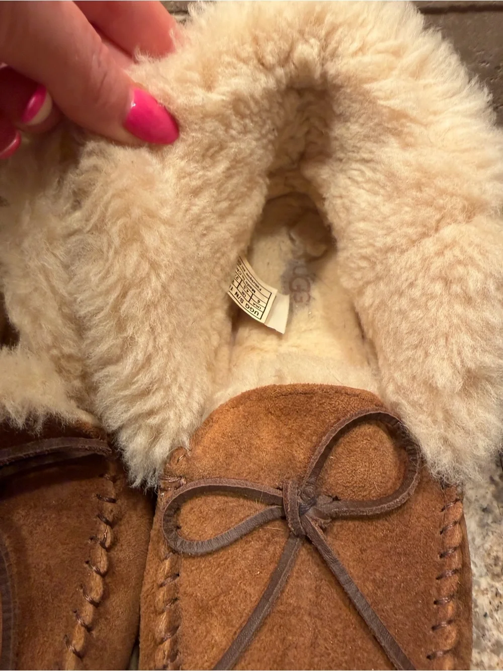 Size-6 Ugg high back fur slippers